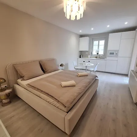 Apartment Pod Hradom *